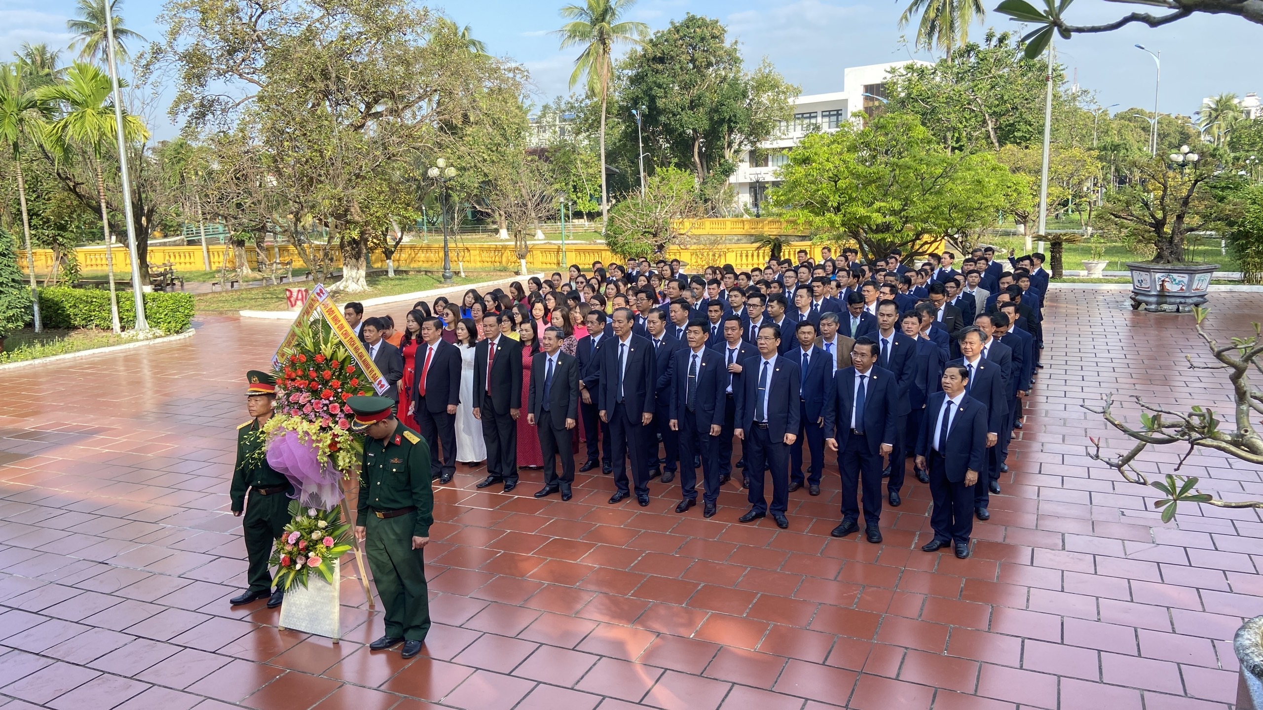 CHUỖI HOẠT ĐỘNG TRUYỀN THỐNG  CỦA TỔNG CÔNG TY CỔ PHẦN DỆT MAY HÒA THỌ CHÀO MỪNG 93 NĂM THÀNH LẬP ĐẢNG CỘNG SẢN VIỆT NAM, 92 NĂM THÀNH LẬP ĐOÀN TNCS HỒ CHÍ MINH