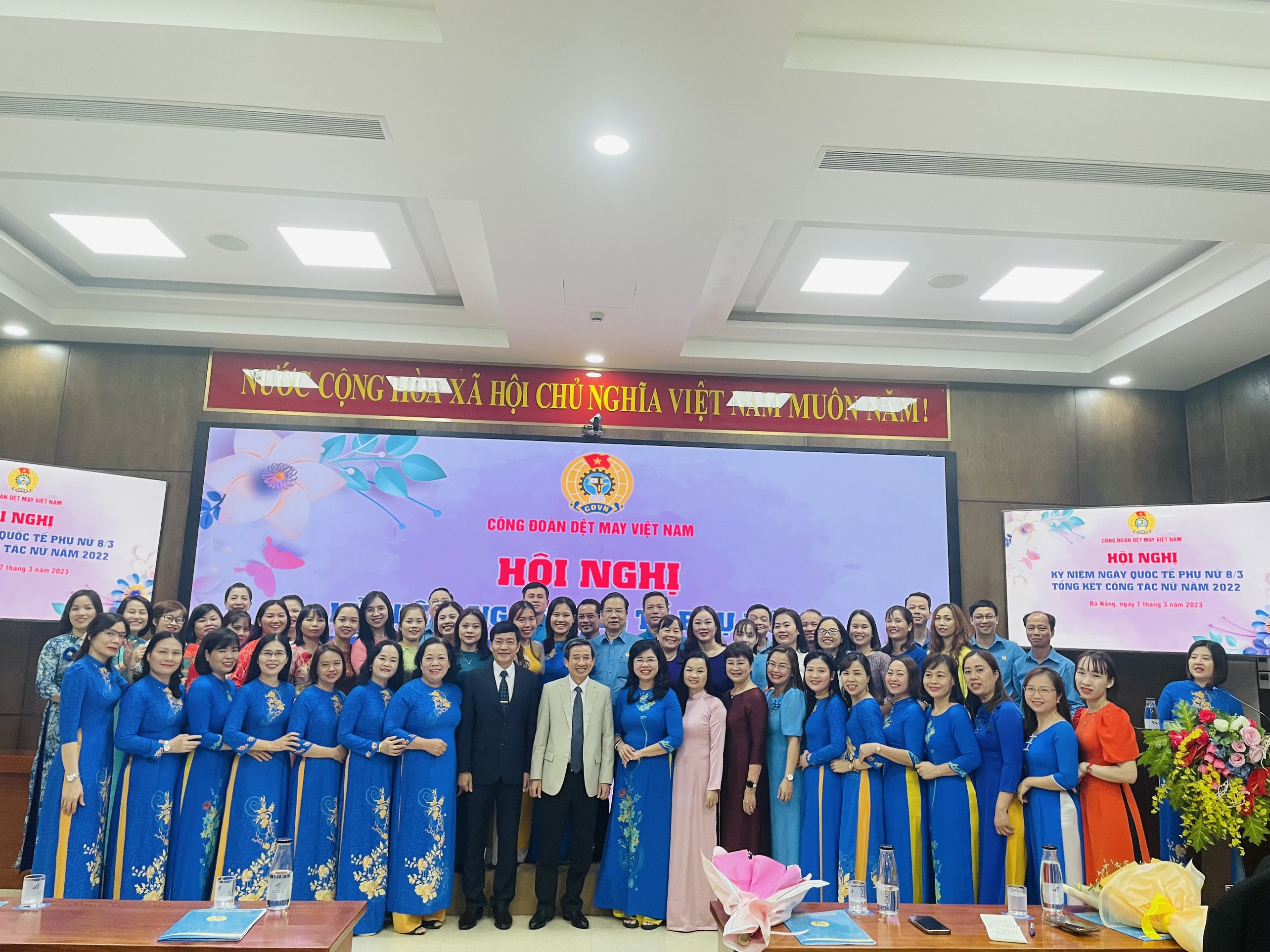 CÔNG ĐOÀN DỆT MAY VIỆT NAM & TỔNG CÔNG TY CỔ PHẦN DỆT MAY HOÀ THỌ CHÚC MỪNG TOÀN THỂ NỮ CBCNV NHÂN DỊP KỶ NIỆM 113 NĂM NGÀY QUỐC TẾ PHỤ NỮ (08.03.1910- 08.03.2023).