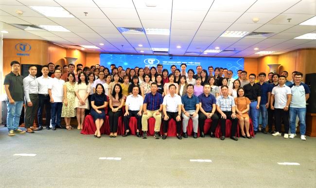Vinatex khai giảng khóa đào tạo kiến thức chương trình Young Talent 2023