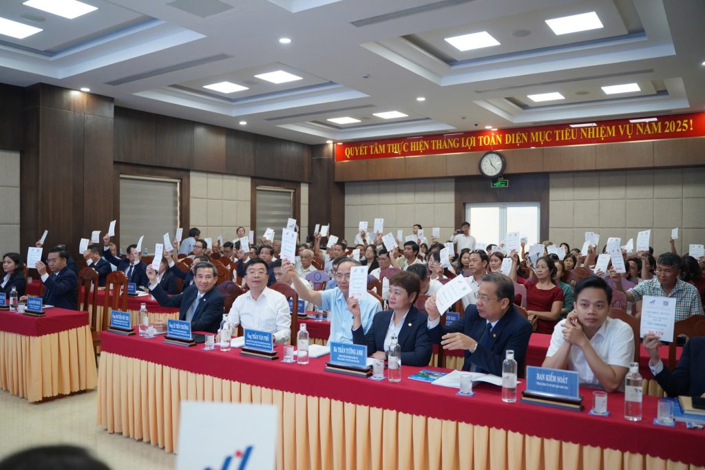 Tổng Công ty CP Dệt May Hòa Thọ: Đào tạo, bồi dưỡng, thu hút nhân tài, tạo nguồn nhân lực chất lượng cao